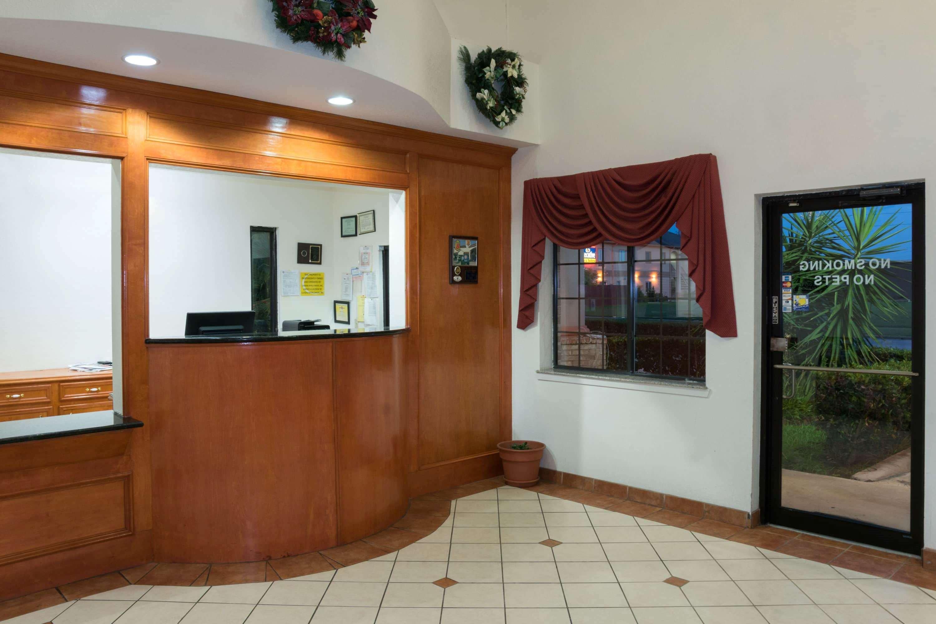 Super 8 By Wyndham Sugarland Area Stafford