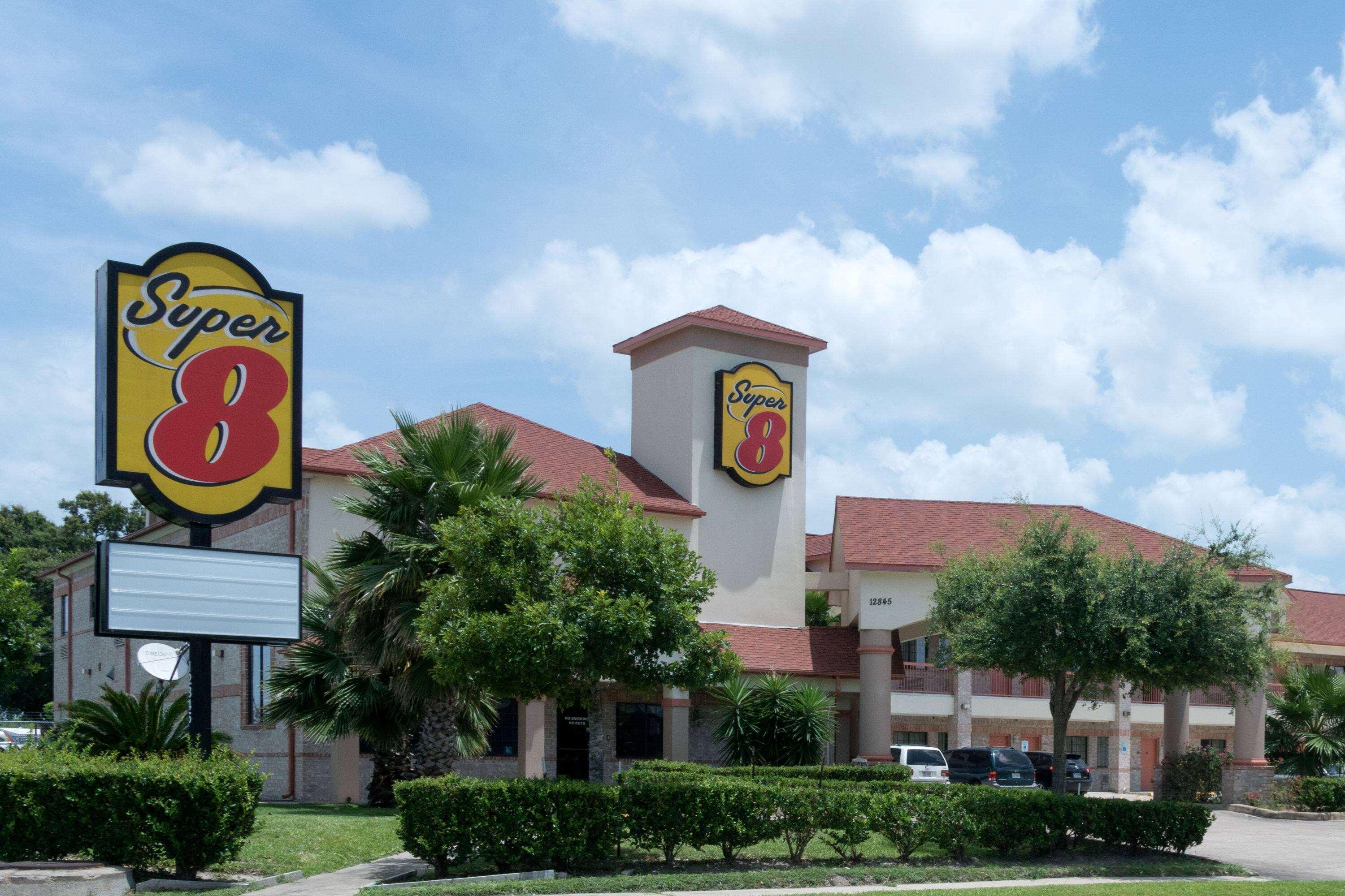 Super 8 By Wyndham Sugarland Area Stafford
